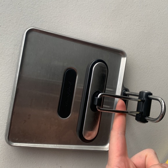 Paper Napkins Organized - Picture 8 of 9